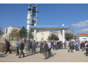 Gediz’de Fabrika Eylemi