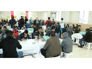 Şanlıurfa’da Vatandaşlara Çorba İkramı