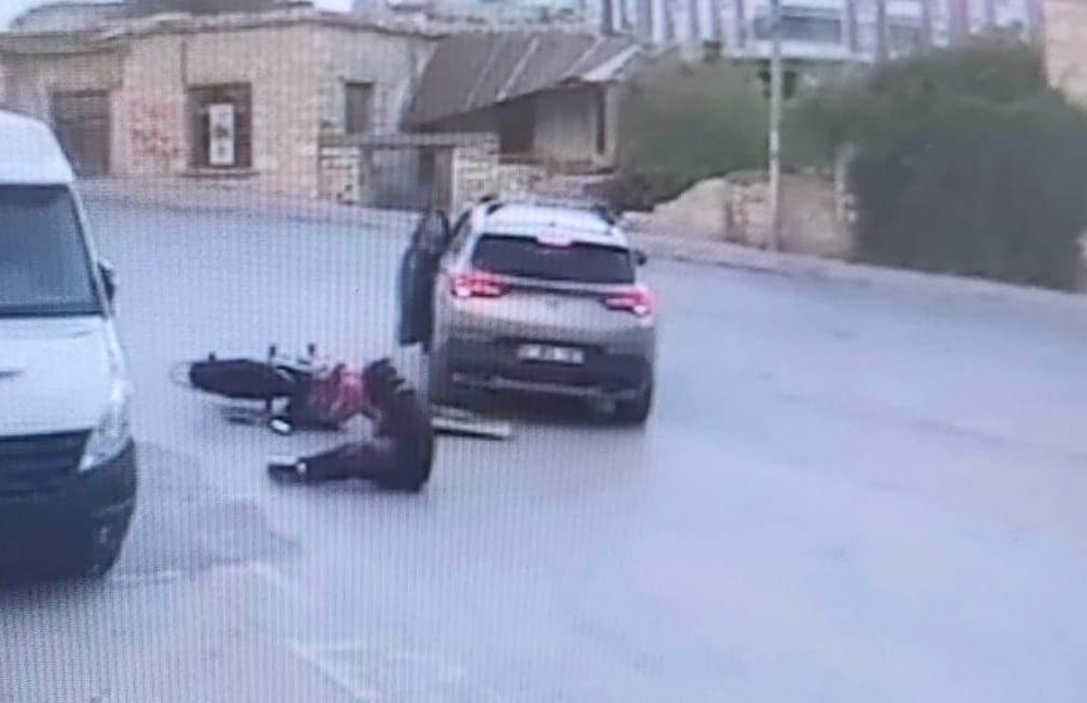 mersin-de-otomobil-ile-motosiklet-carpisti-1-yarali