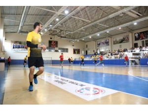 Selka Eskişehir Hentbol Takımı: 31 - Adıyaman Belediyesi Hentbol Takımı:30