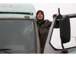 50 Yaşındaki Kadın E Sınıfı Ehliyet Aldı