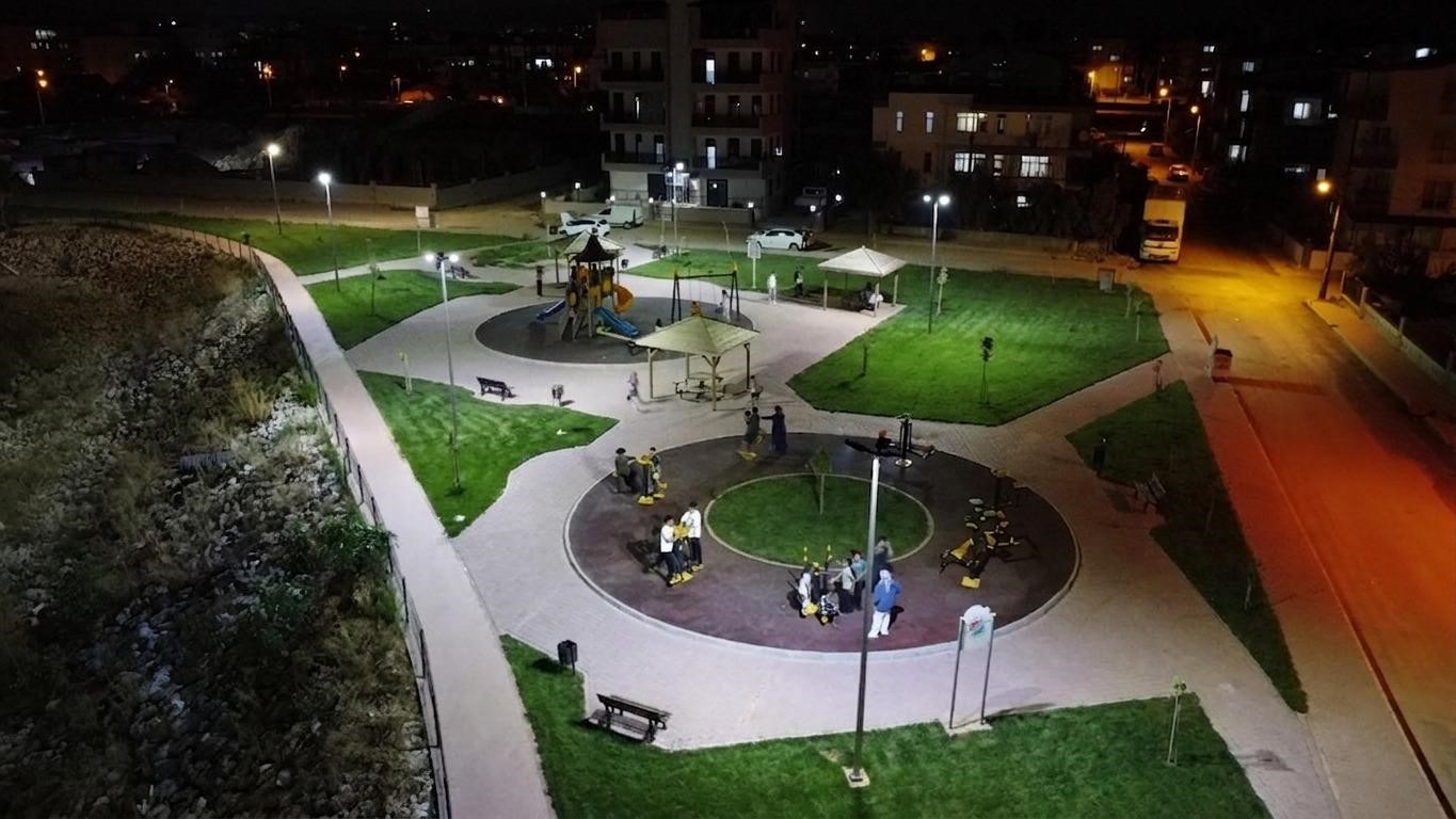 kepez-de-100-un-uzerinde-park-aydinlatildi