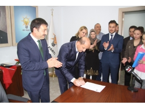 Bolat, Belediye Başkan Aday Adaylığı Başvurusu Yaptı