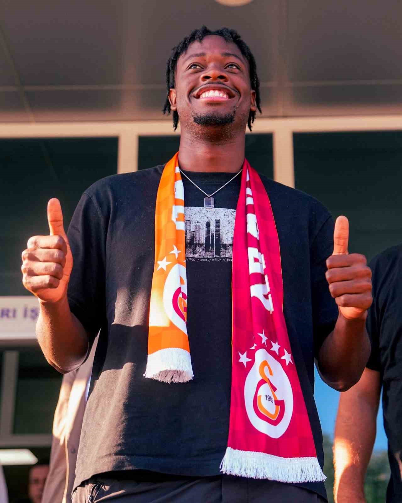 galatasaray-bitshiabu-nun-transferini-tff-ye-bildirdi