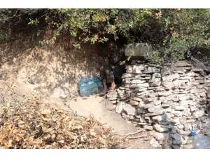 40 Yıldır Mağarada Yaşıyor