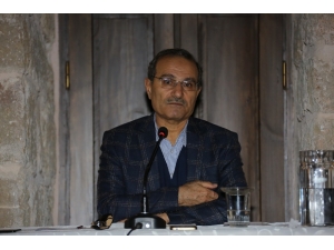 Prof. Dr. Çeker: "Hz. Mevlânâ’yı Yanlış Tanıttılar"