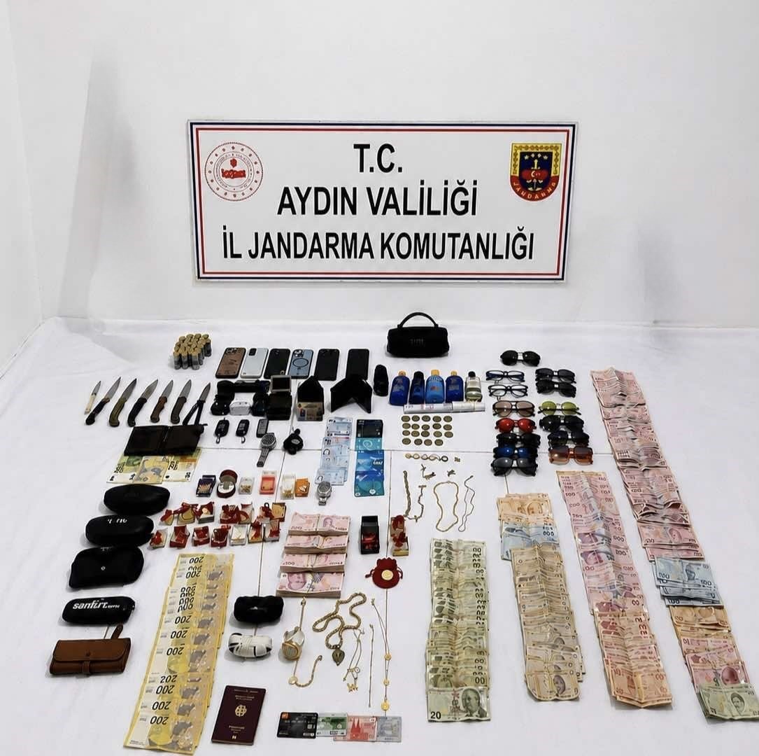 kusadasi-sahilinde-seri-hirsizlik-suphelisi-sucustu-yakalandi