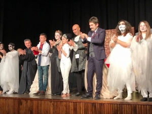 ‘’Büyücü’’ Oyunu İzleyicileri İle Buluştu