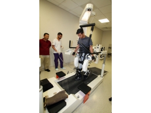 Yürüme Robotu İle Hayata Tutundu