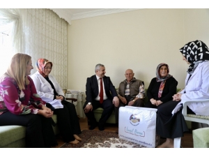 "Hoş Geldin Bebek" Ve Yaşlı Ziyaretleri, Tüm Hızıyla Sürüyor