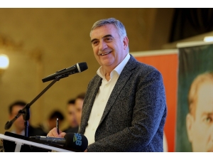 Başkan Toçoğlu Kadın Kollarını Ağırladı