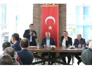 Başkan Toçoğlu, Minibüsciler Odası Üyeleri İle Bir Araya Geldi