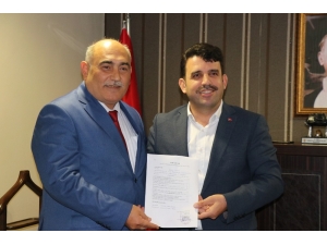 Erol Şahin Aday Adaylığı Müracaatını Yaptı