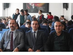 Öğrenciler Telekonferansla Nasa’ya Bağlandı