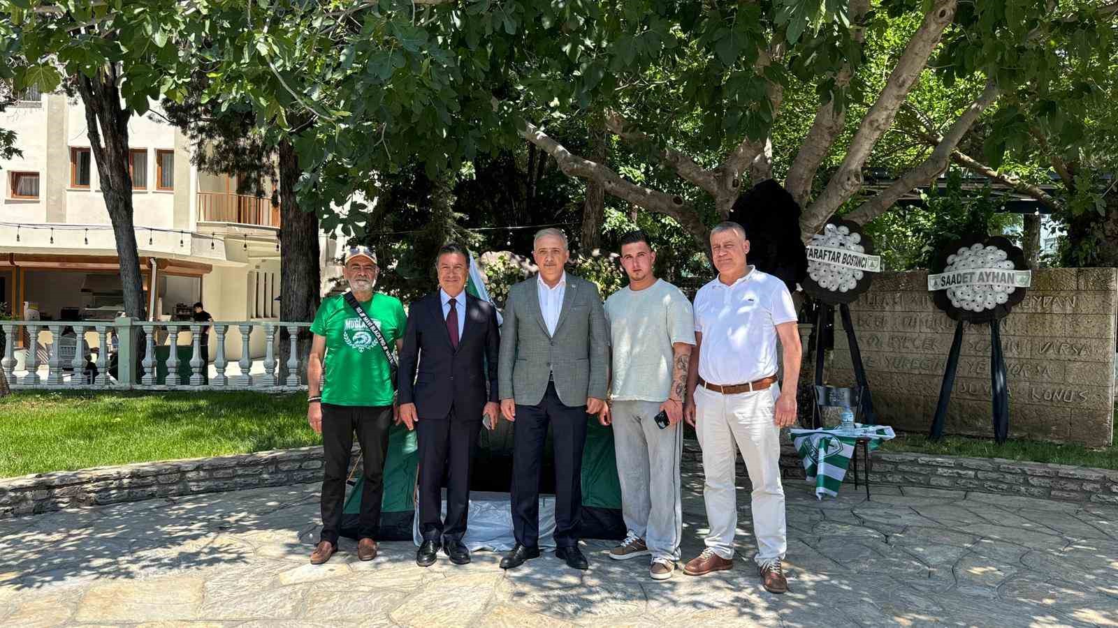 verilen-sozlerin-ardindan-muglaspor-taraftarlarinin-aclik-grevi-sona-erdi