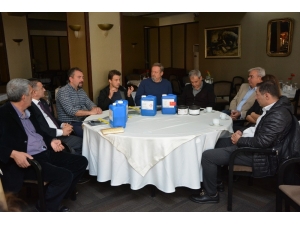 İzmirli Omorfo Ve Mitra, Endüstrideki Kötü Kokulara Son Verecek