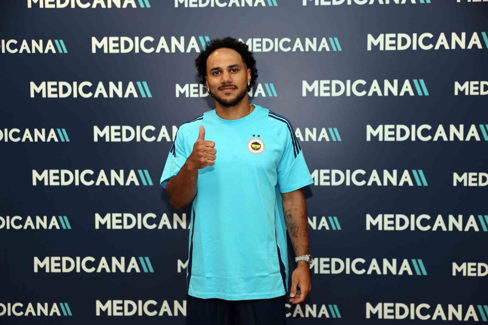 fenerbahce-nin-yeni-transferi-shane-larkin-saglik-kontrolunden-gecti
