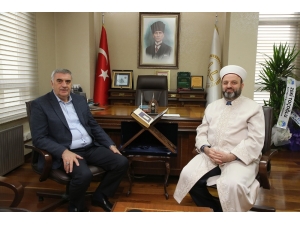 Toçoğlu Baro Başkanı Ve Müftüye Başarılar Diledi