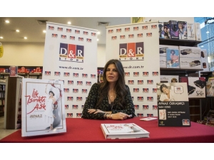 Yazar Aynaz Özkaşıkçı, Adanalı Okurlarıyla Buluştu