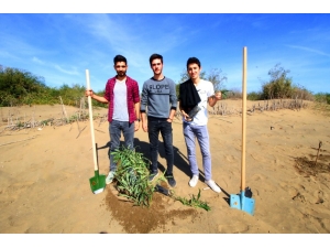 Kyk Öğrencileri 3 Bin 300 Fidanı Toprakla Buluşturdu