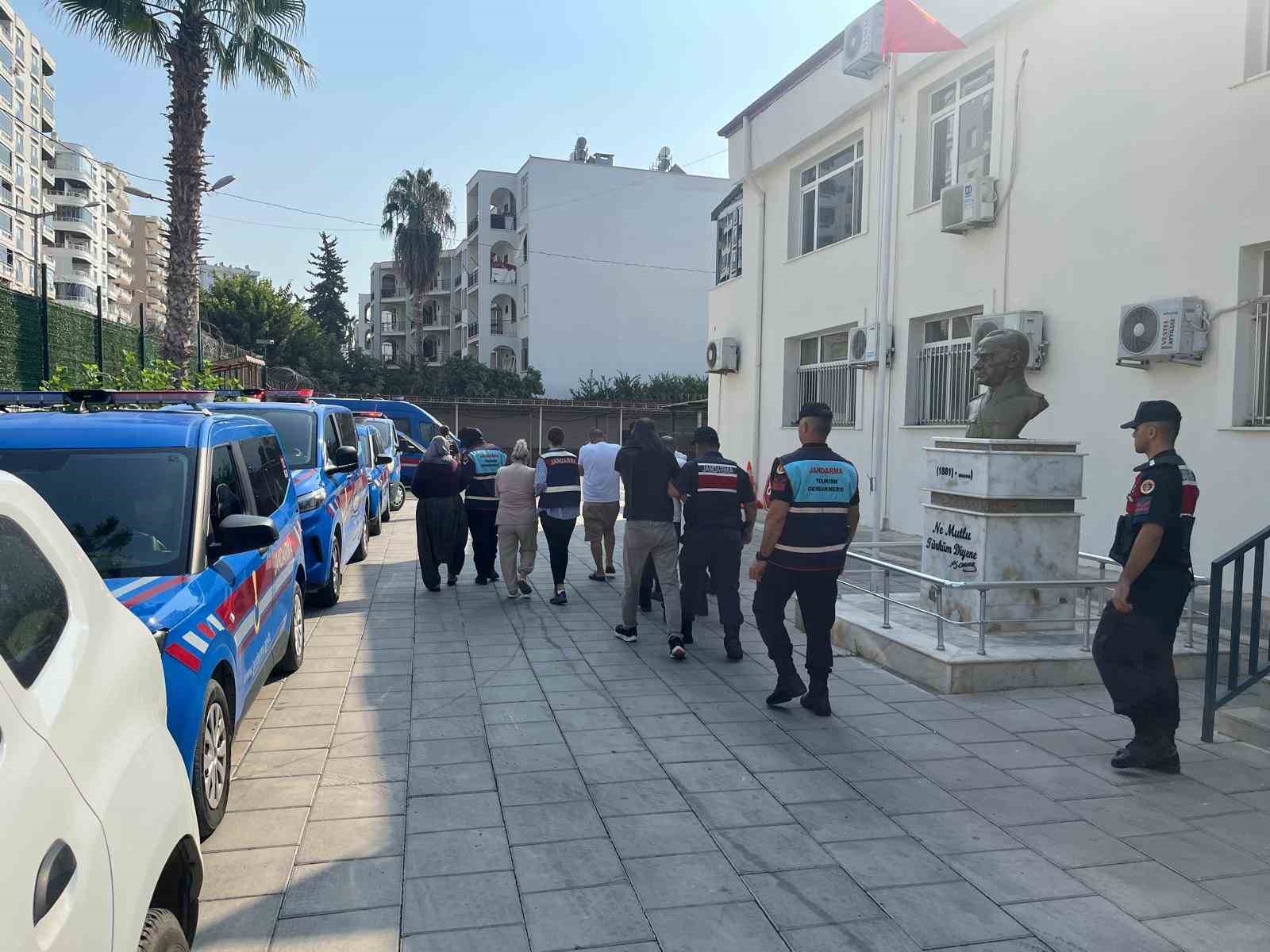 mersin-de-fuhus-operasyonu-5-tutuklama