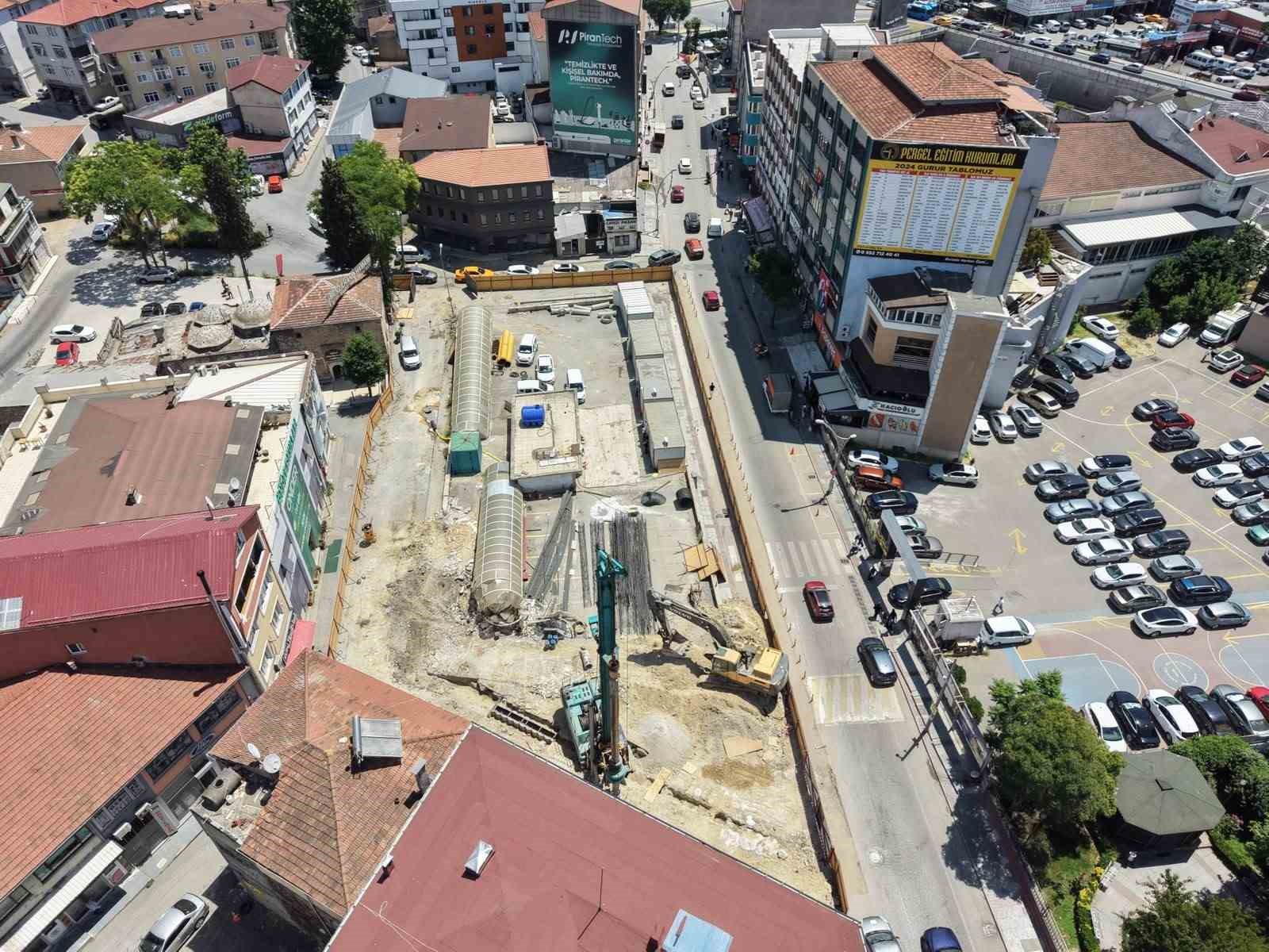 gebze-de-tarihi-hamami-gun-yuzune-cikaracak-tam-otomatik-otopark-projesi-yukseliyor