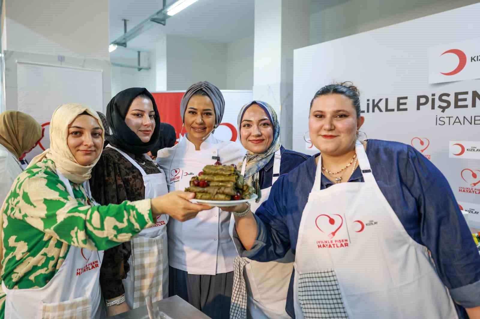 depmremzede-kadinlar-iyilikle-pisen-hayatlar-atolyesi-icin-istanbul-da-bulustu