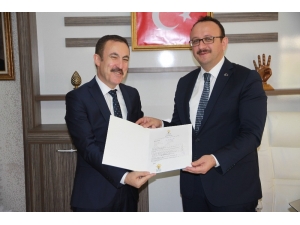 Yaman, Ak Parti’den Aday Adayı Oldu