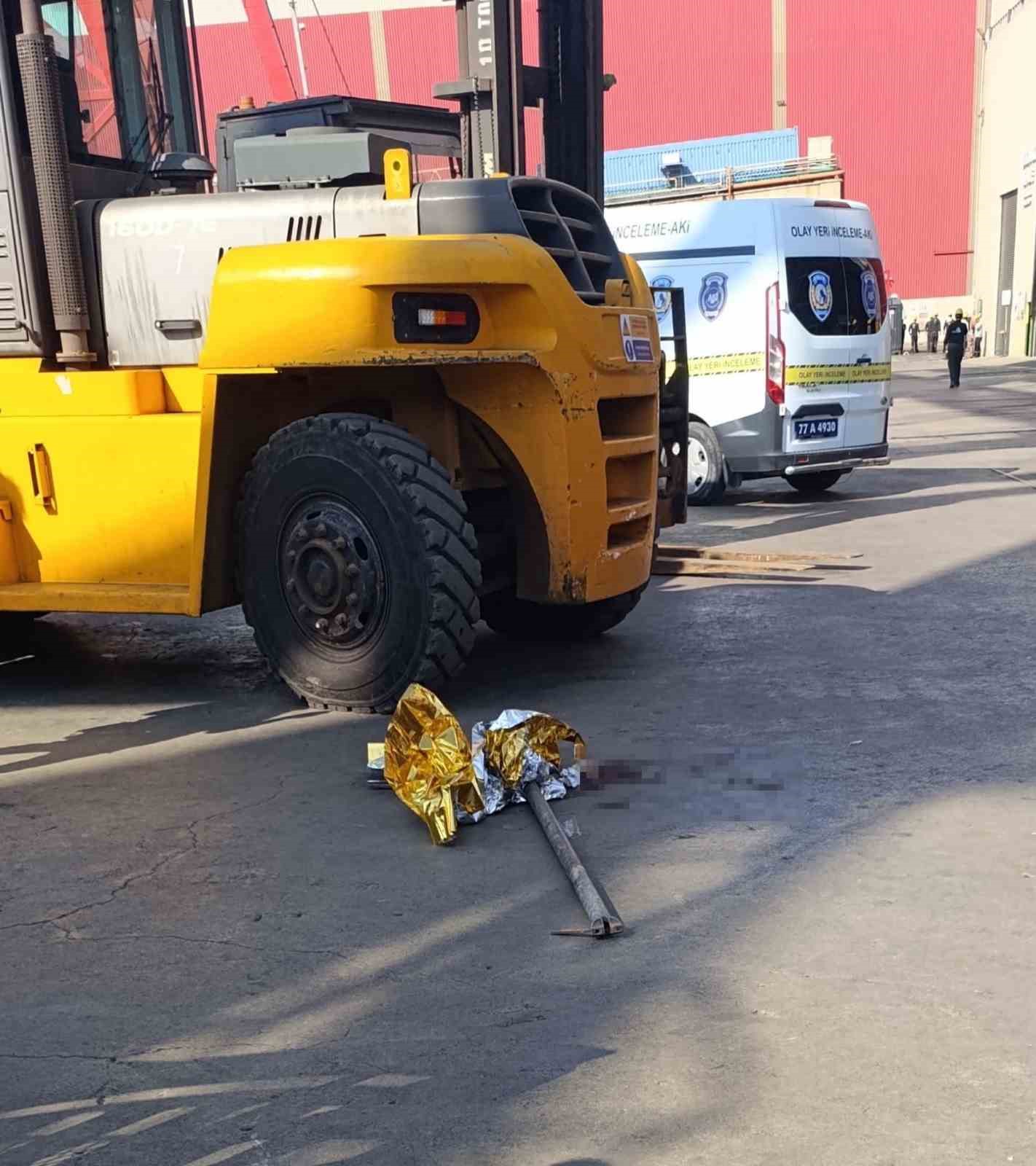 forkliftin-carptigi-adam-hayatini-kaybetti