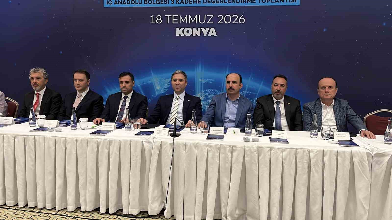 ak-parti-genel-baskan-yardimcisi-sirakaya-adalet-merhamet-ve-vicdan-eksenli-siyaset-ureten-tek-ulke-var-bu-ulkenin-adi-turkiye