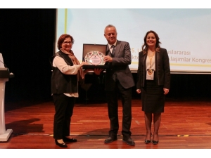 1. Uluslararası Hemşirelikte Güncel Yaklaşımlar Kongresi Başladı