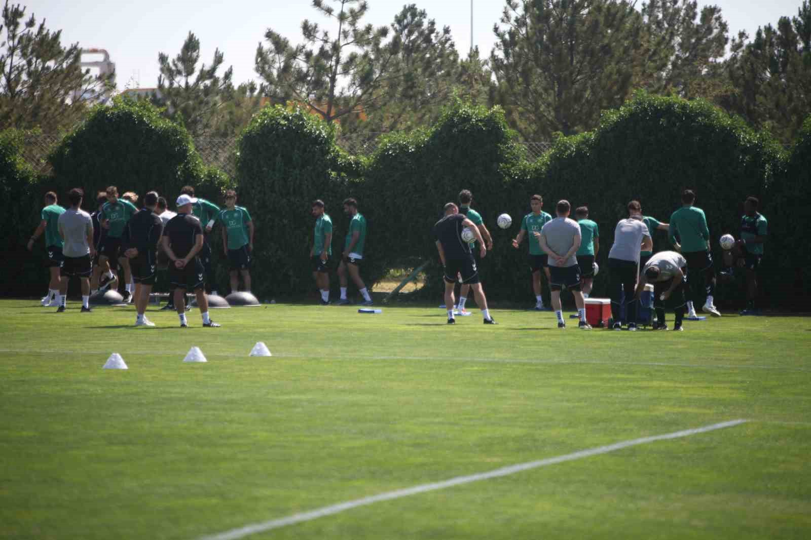 ilhan-palut-bugun-itibariyla-5-ana-transfer-yapmak-istiyoruz