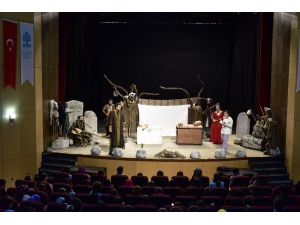 Çocuklar İçin Tiyatro Zamanı