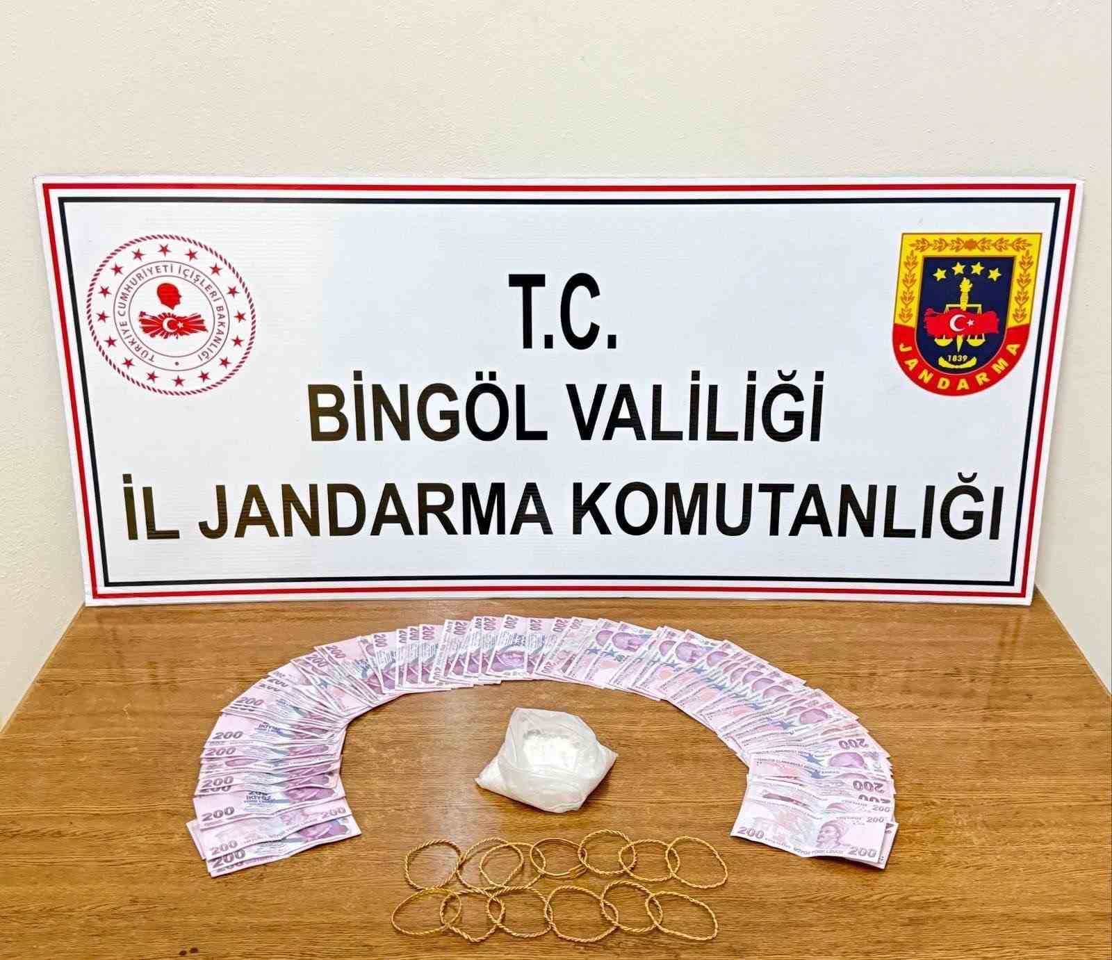 bingol-de-jandarmadan-huzur-operasyonu-4-tutuklama