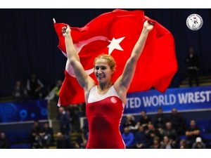 Buse Tosun Dünya Şampiyonu