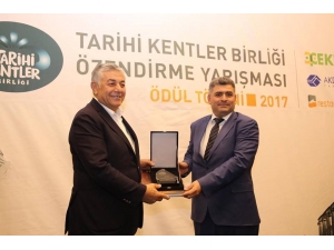 Tarihi Kentler Birliği’nden Eskigediz Belediyesi’ne Ödül
