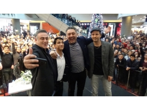 “Müslüm”den Çocuklar İçin Gala