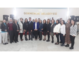 Başkan Akın, Mhp’li Kadınlarla Buluştu