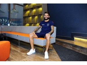 Junior Caiçara: "Mert’in Milli Takım’a Alınmamasına Çok Şaşırdık"