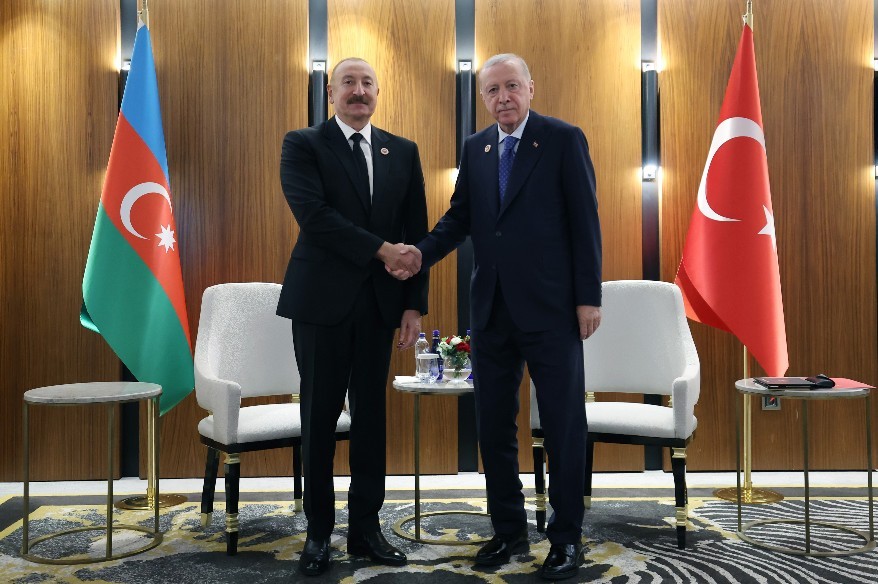 cumhurbaskani-erdogan-aliyev-ile-gorustu
