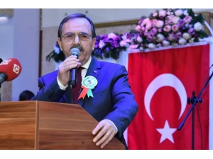 Başkan Şahin’den Derneklere ’Siyaset’ Uyarısı