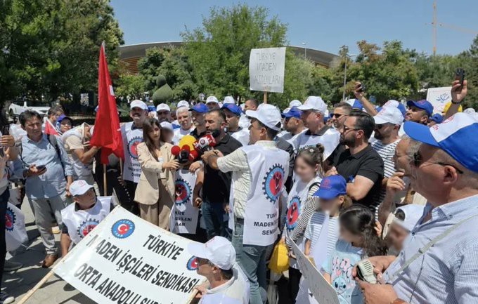 doruk-madencilik-iscilerinden-ankara-gari-na-yuruyus