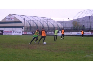 İlçe Takımına Hem Başkanlık Hem Antrenörlük Yapıyor