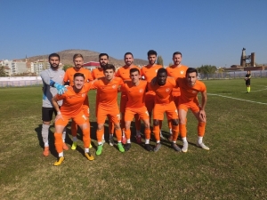 Vitraspor Ligin Dibine Demir Attı