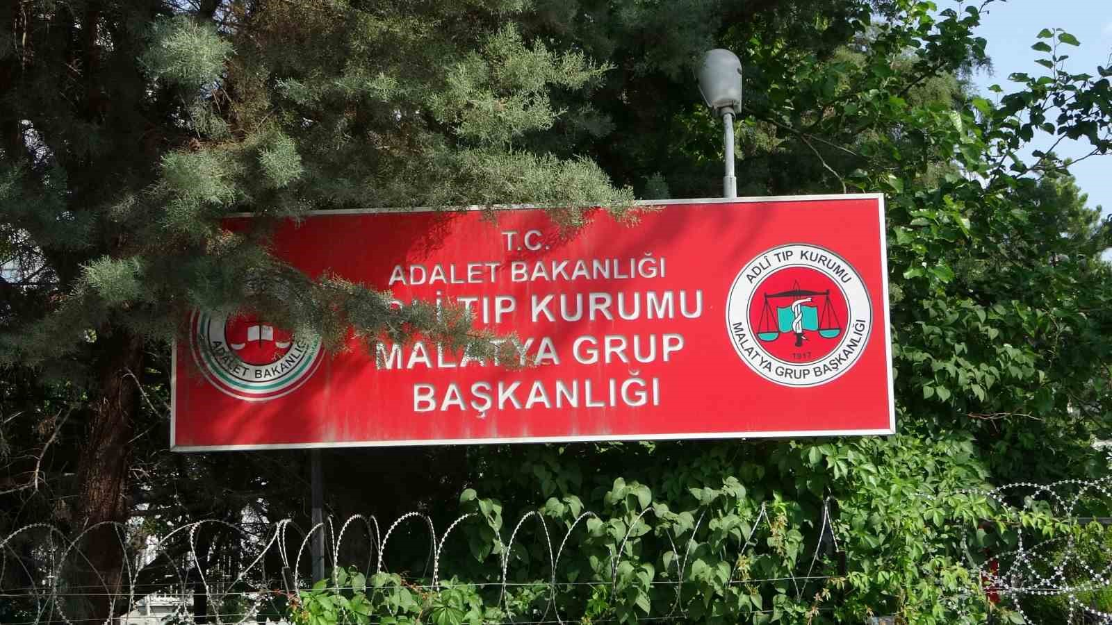 malatya-da-traktor-devrildi-1-olu