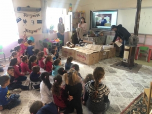 Vekilden Minikleri Isıtan Hareket