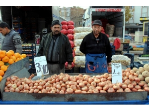 Masraflardan Dolayı Soğanın Fiyatı Arttı
