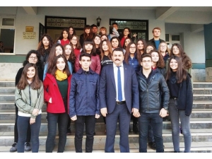 Aydınlı Öğrenciler Genç Liderler Zirvesine Katılacak