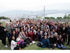 Başkan Karabağ’ın Gönüllüleri Sokakta