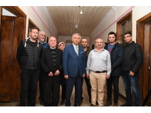 Başkan Günaydın’dan Tarihi Binayı Restore Edip Kullanan İşletmeye Teşekkür